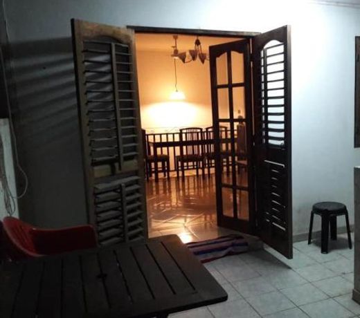 Amplios Departamentos en Corrientes