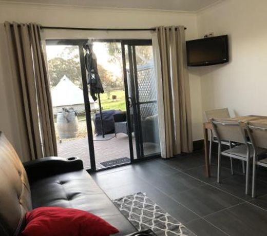 Coonawarra Ensuite Unit B