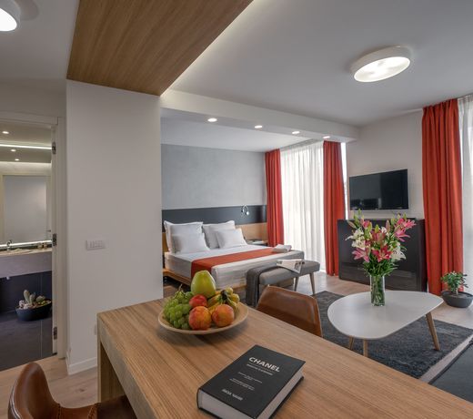 Adella Boutique Hotel - Free Secured Parking