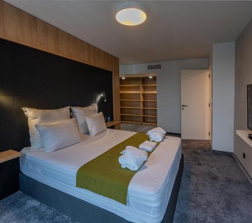 Adella Boutique Hotel - Free Secured Parking