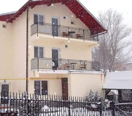 Casa Zura