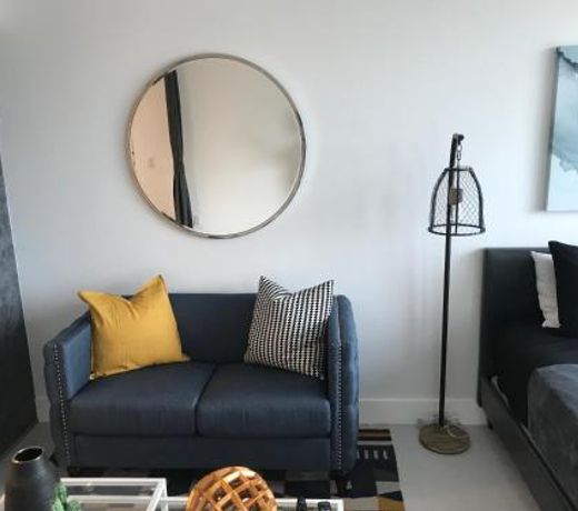 SD Sleek & Stylish Apt