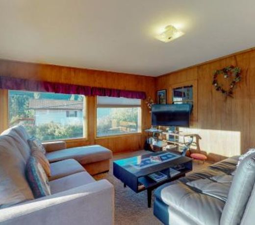 Courtney Cottage