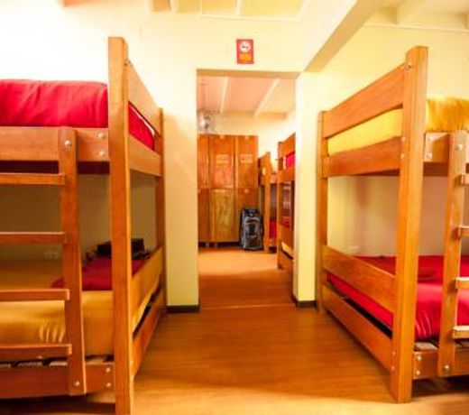 Pariwana Hostel Santiago