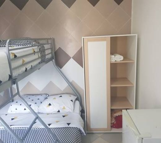 Hotel Lalambra