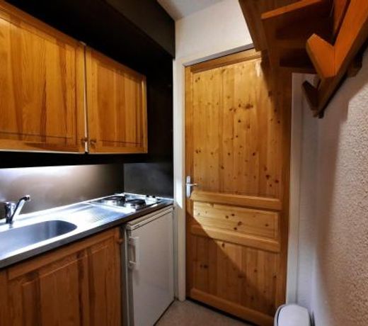 Studio Les Menuires, 1 piÃ¨ce, 4 personnes - FR-1-452-13