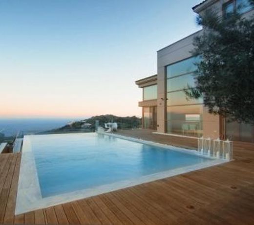 Seaview Peninsula villa