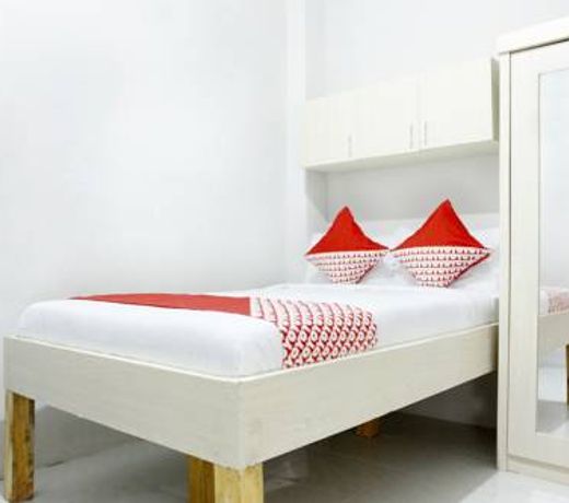 OYO 120 GP Residence