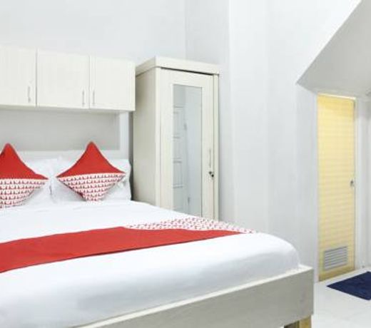 OYO 120 GP Residence