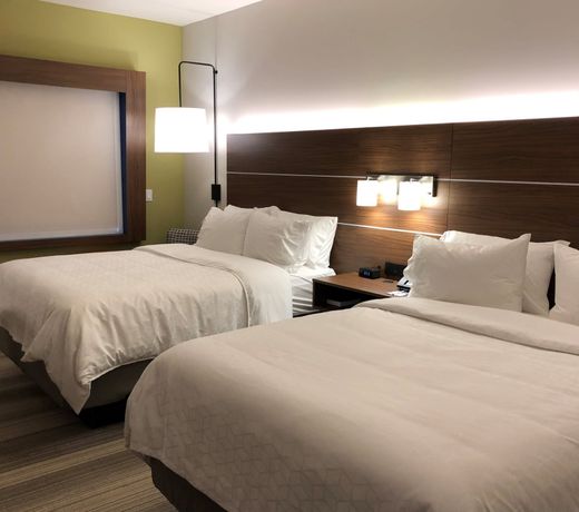 Holiday Inn Express & Suites - Springfield North, an IHG Hotel