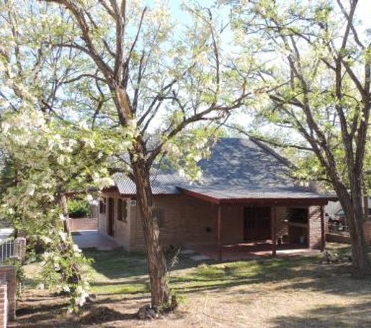 Las Acacias