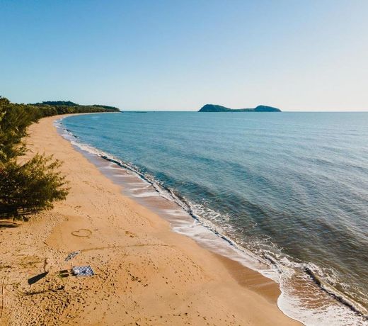 Villa Beach Palm Cove