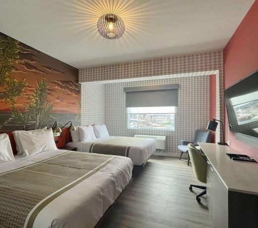Aiden by Best Western @ Superior Shores