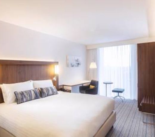 Courtyard by Marriott Luton Airport