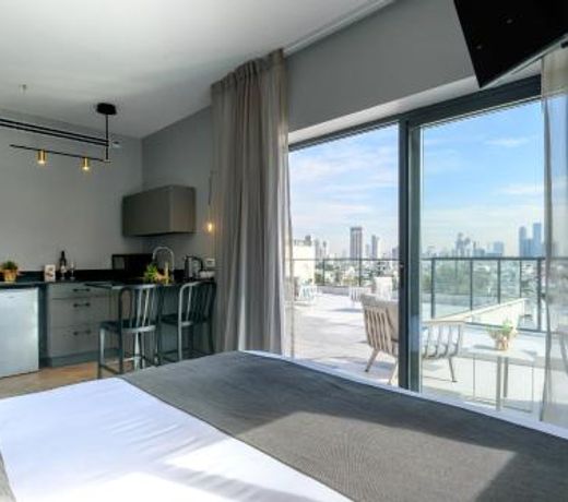 The Roof - By Sea Land Suites