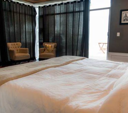 wei duo li ya zhi jia jing pin Spa jiu dian