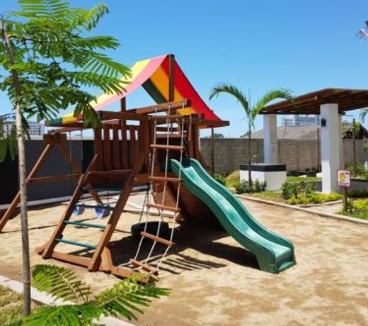 Condominio con alberca en Zona Cerritos
