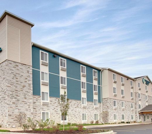 WoodSpring Suites Carol Stream - Chicago