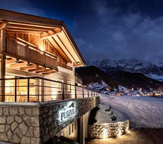 Luxury Chalet Plazola