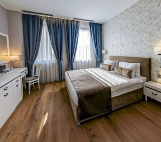 New Era Hotel