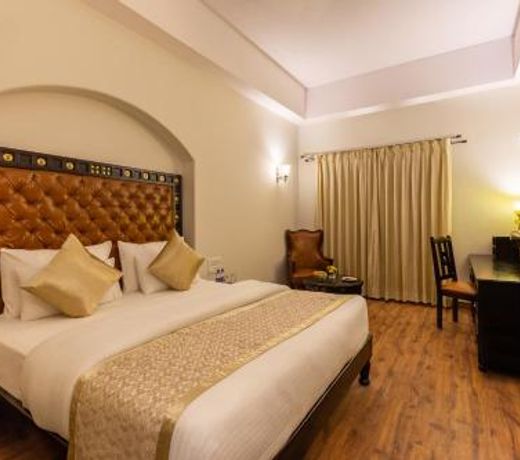 Sairafort Sarovar Portico