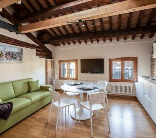 Loft Mirano (Alloggi alla Campana)