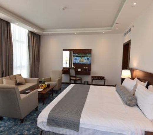 Zaha Al Munawara Hotel