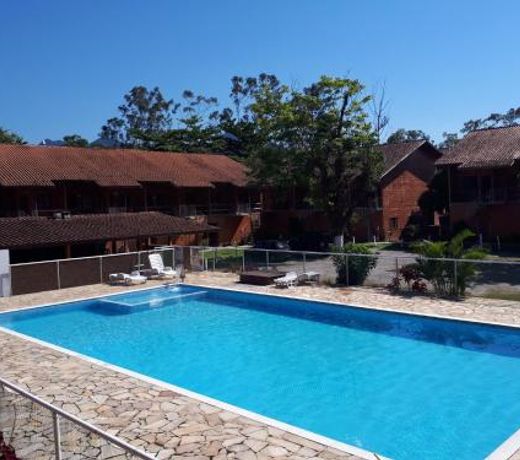 Apartamento em maranduba