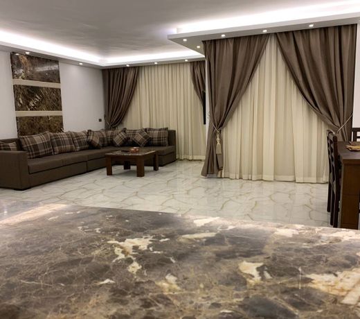 Le Royal Residence 3