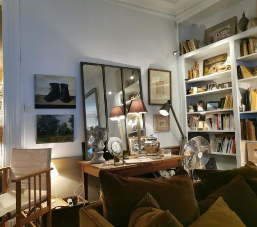 Appartement type parisien 75m²