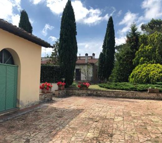 Casa di Romano, La Piazzetta