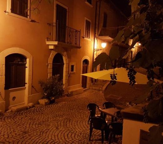 Scaccia pensieri