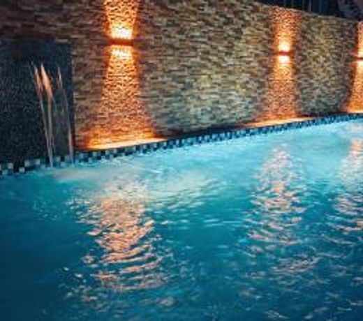 D'ZAHRA HOME - 4 rooms with Aircond