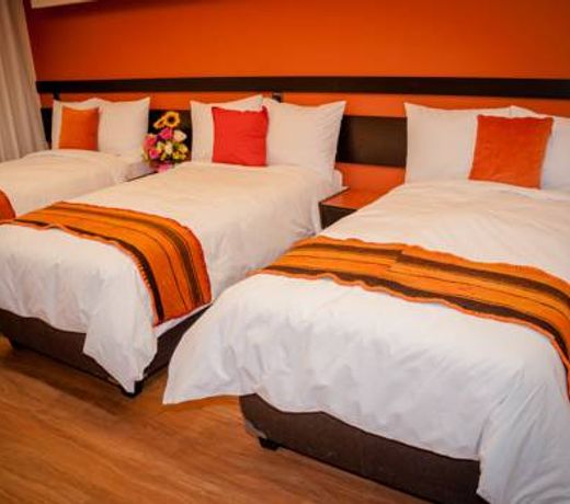 Capac Hotel