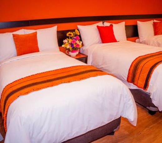 Capac Hotel