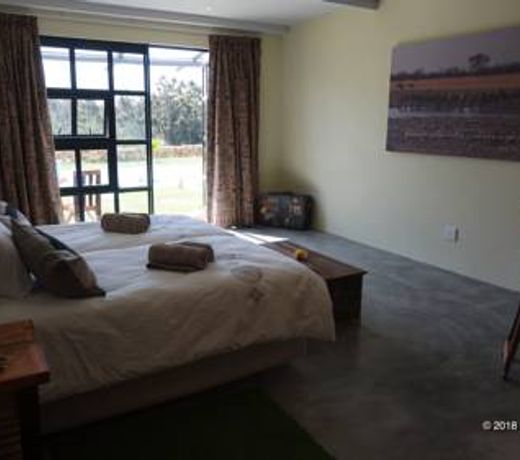 Stellar Overberg Travellers Lodge