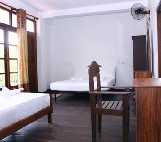 wood palace mirissa