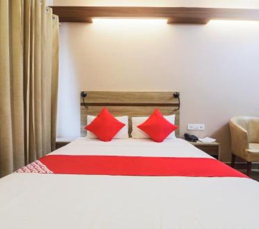 Hotel Gulmohar Grand