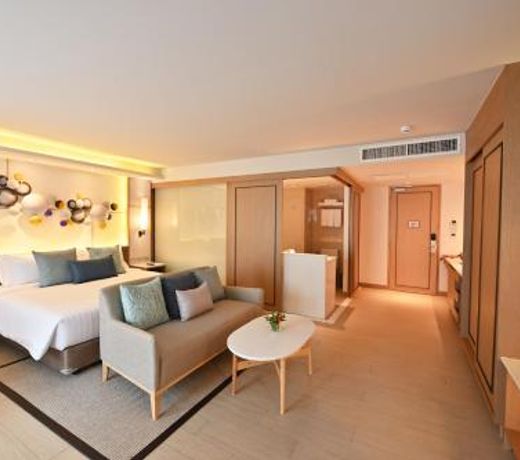 M Pattaya Hotel - SHA Extra Plus