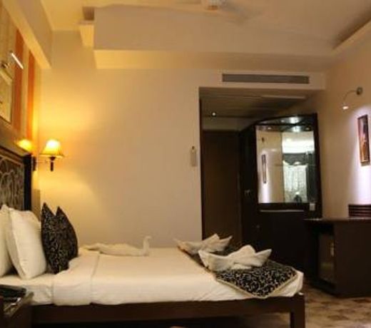 Hotel Venkatesh International