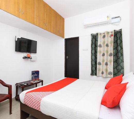 OYO Flagship 15924 Jas Residency