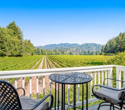 Melody Vineyard Cottage
