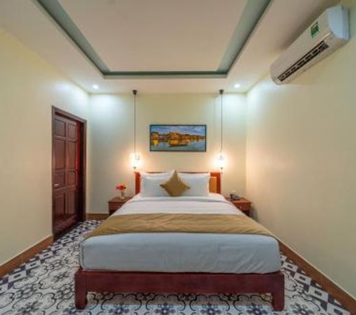 THE LAKE VILLA HOI AN