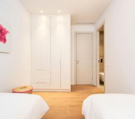 3 Bedroom Frishman Beach