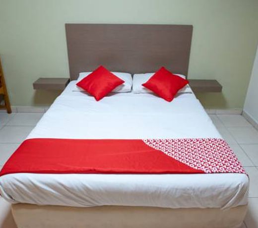 OYO 434 Marbella Hotel