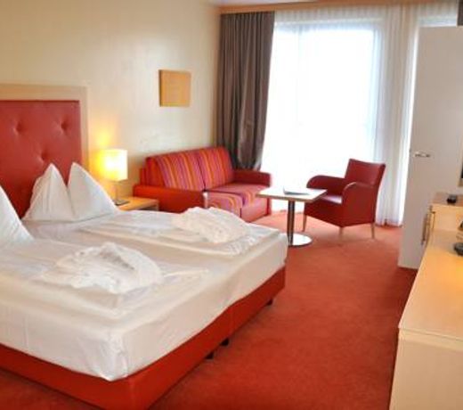 Hotel Sonnenpark & Therme included - auch am An- & Abreisetag!