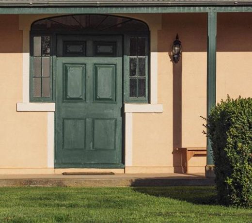 CLAYFIELD HOMESTEAD - rustic country accommodation
