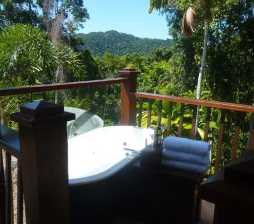 Daintree Holiday Homes - Yurara