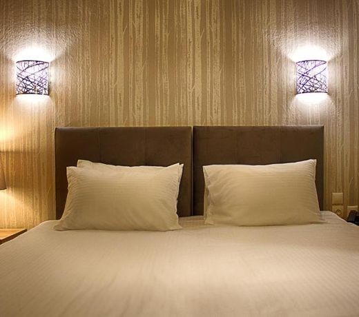 Athlos Hotel