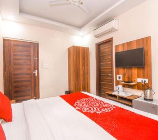 Hotel Reeve Inn